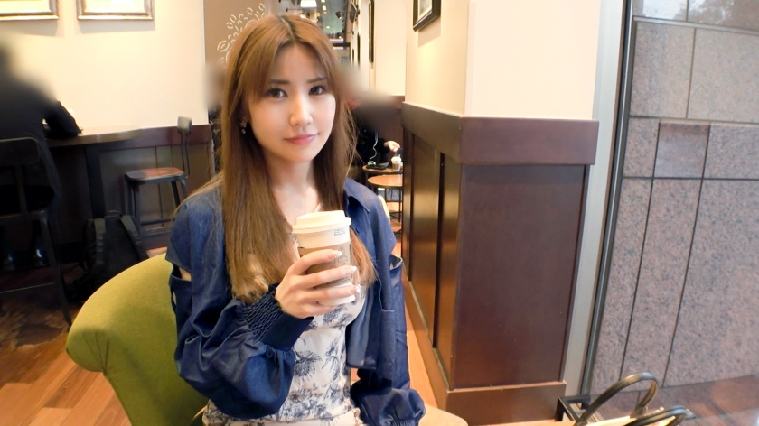 【衝撃】23歳スレンダー美女が肉食系に！ち○こを貪るサイクロン級フェラで男を暴発寸前に！